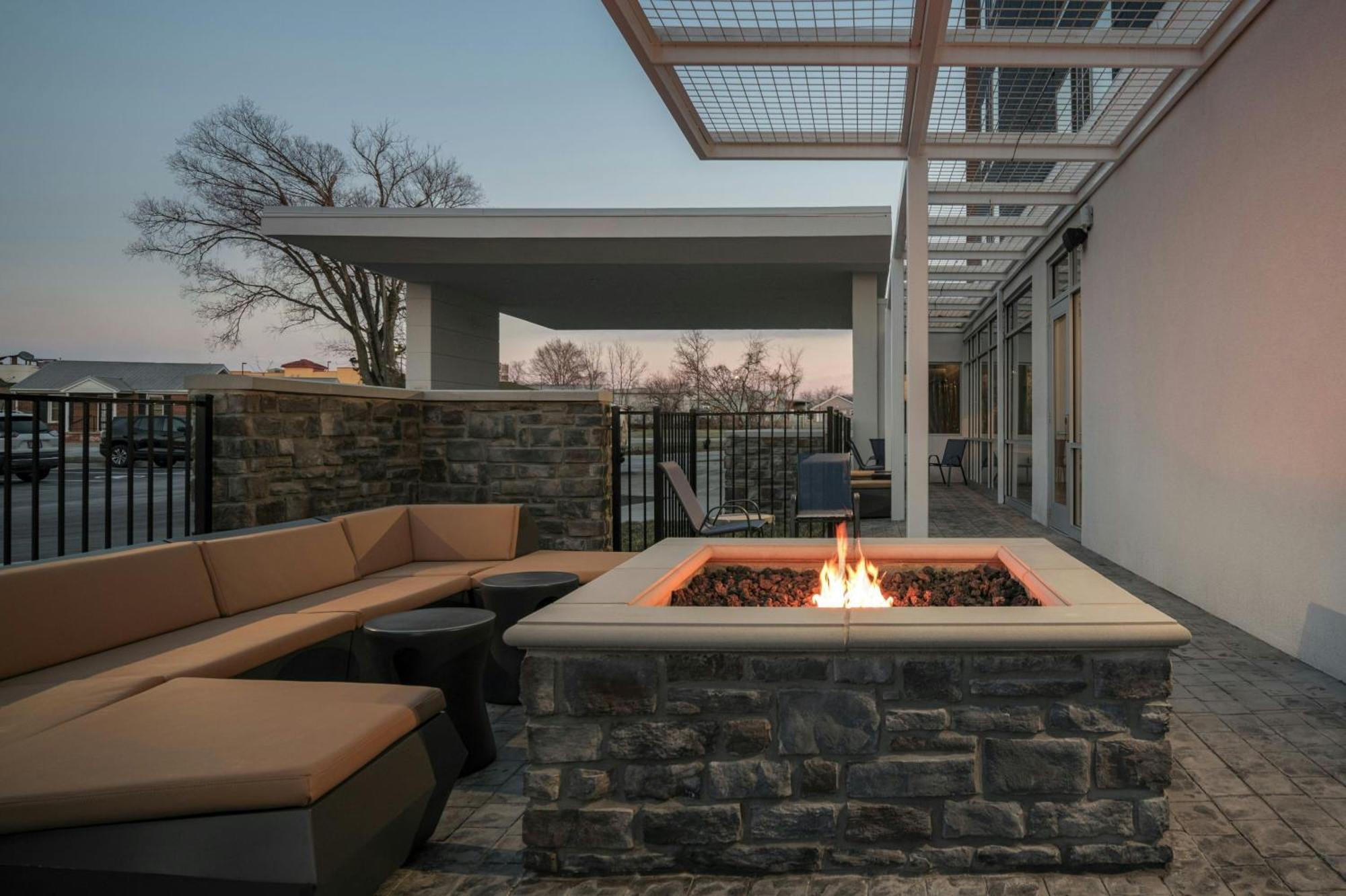 Springhill Suites By Marriott Lexington Frankfort Esterno foto